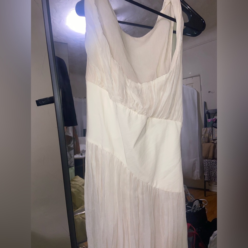 Zara bubble Cream Maxi Dress - Picture 3 of 4